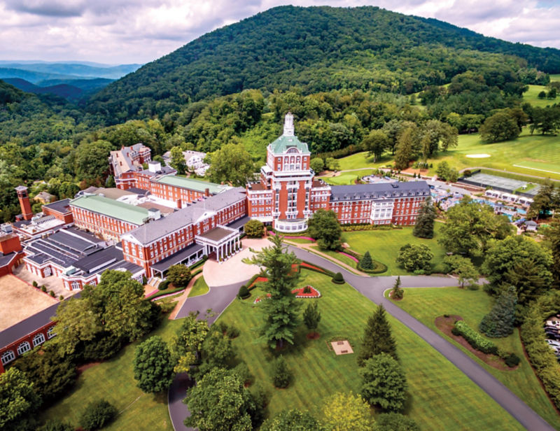 8C5G_The_Omni_Homestead_Resort_main
